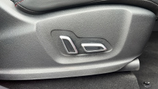 MG Hs 1.5 T-GDI Exclusive 5dr DCT Petrol Hatchback